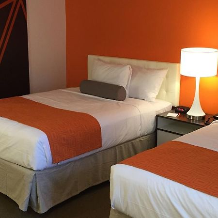 Howard Johnson By Wyndham Quincy/ Boston Bagian luar foto