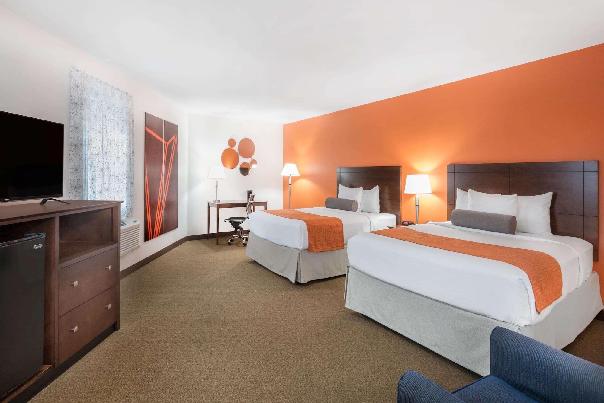 Howard Johnson By Wyndham Quincy/ Boston Bagian luar foto